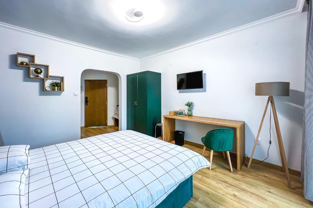 Deluxe Central Rooms Karlovo Exteriör bild