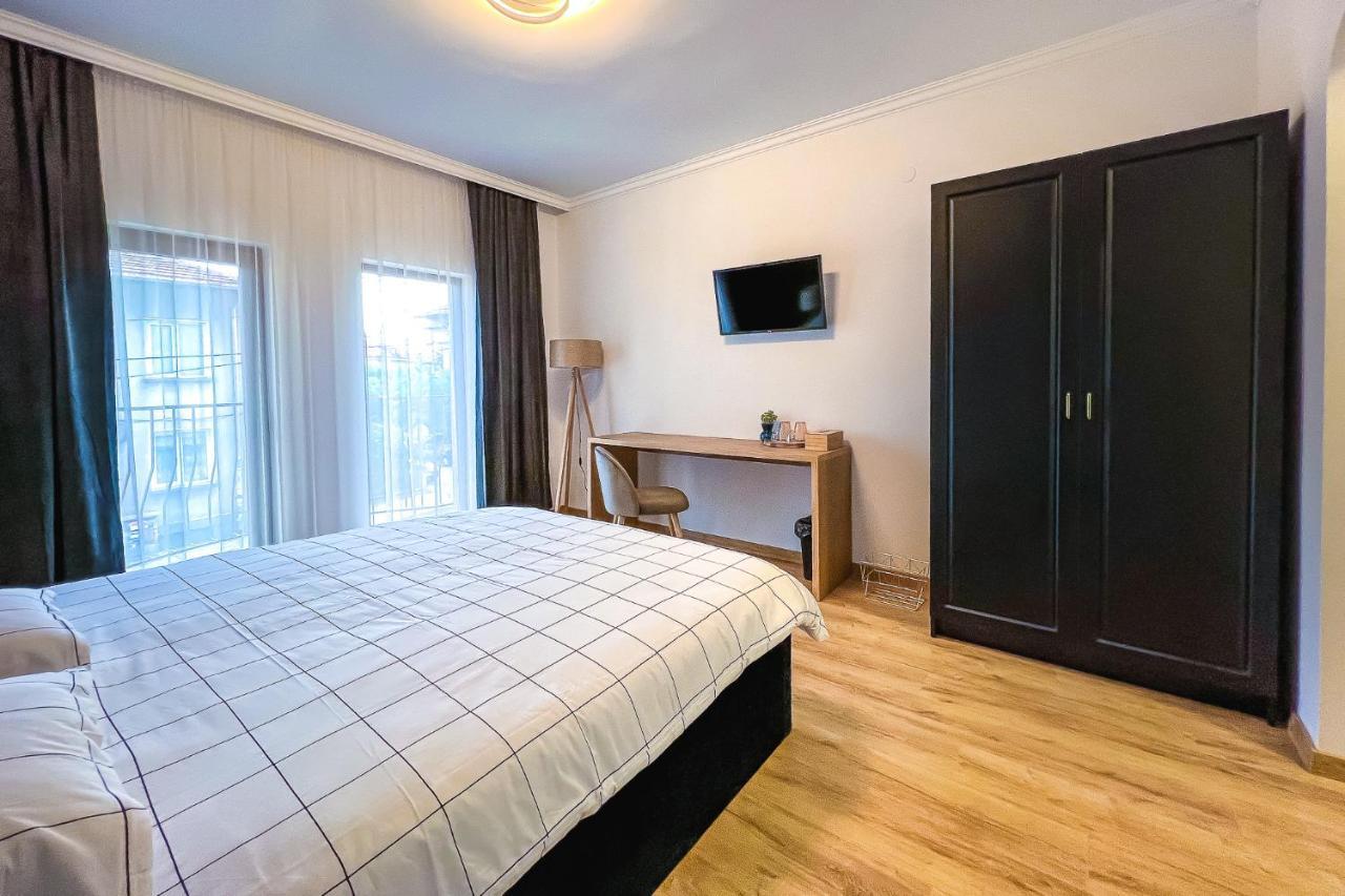 Deluxe Central Rooms Karlovo Exteriör bild