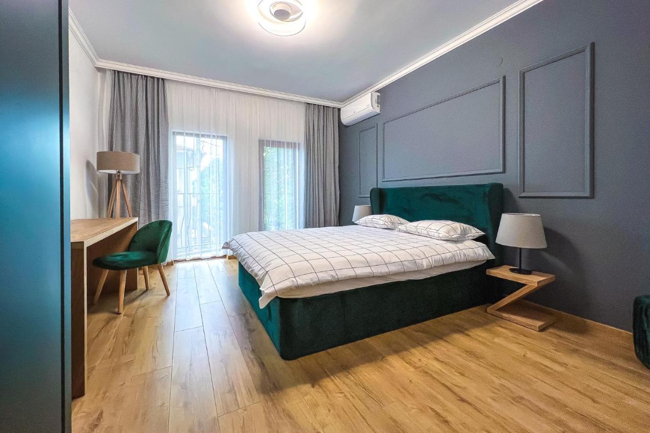 Deluxe Central Rooms Karlovo Exteriör bild