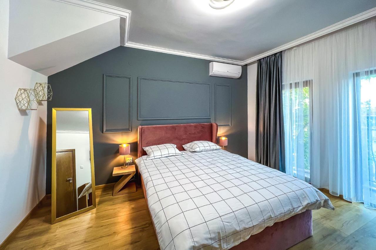 Deluxe Central Rooms Karlovo Exteriör bild