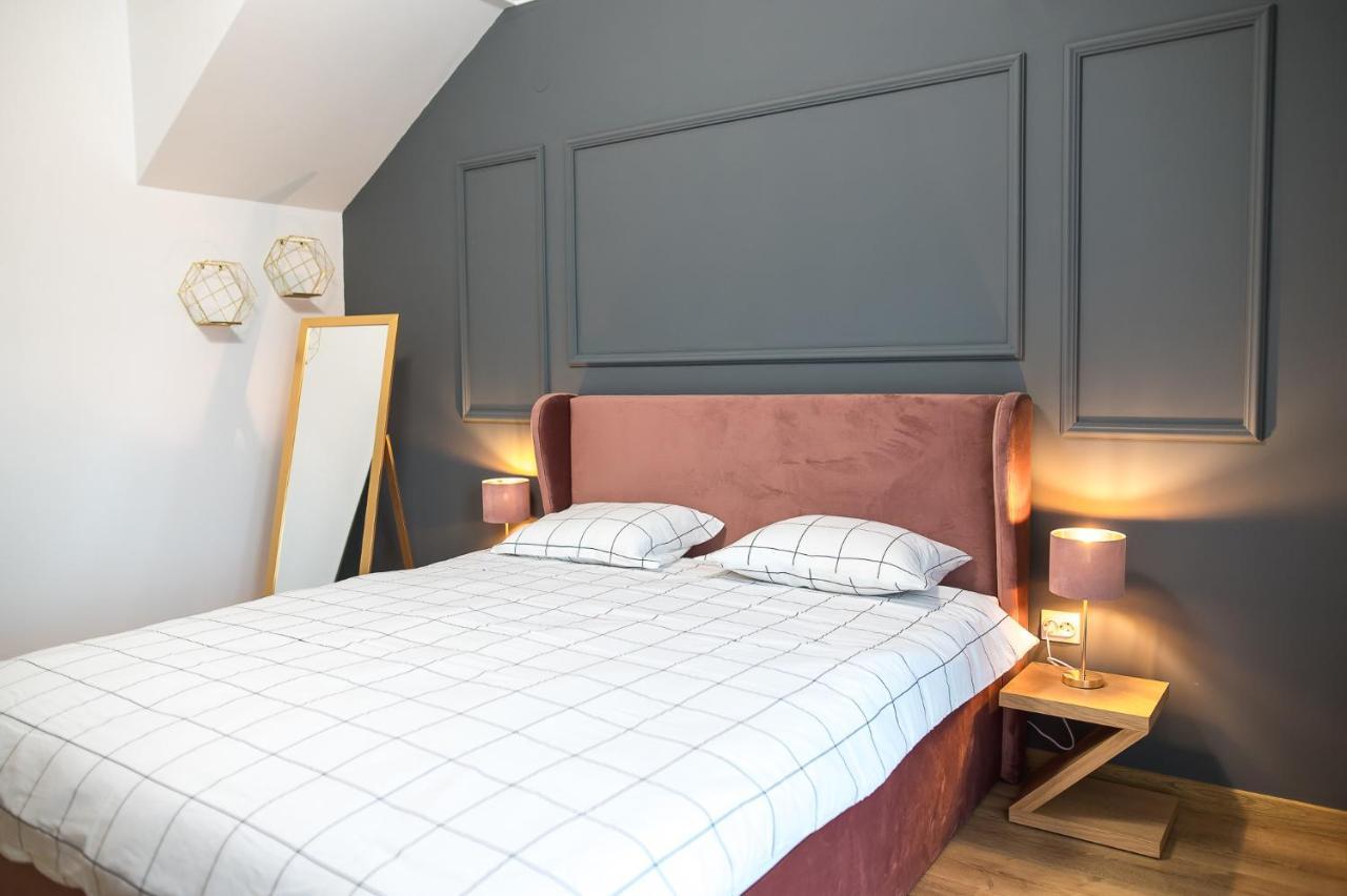 Deluxe Central Rooms Karlovo Exteriör bild